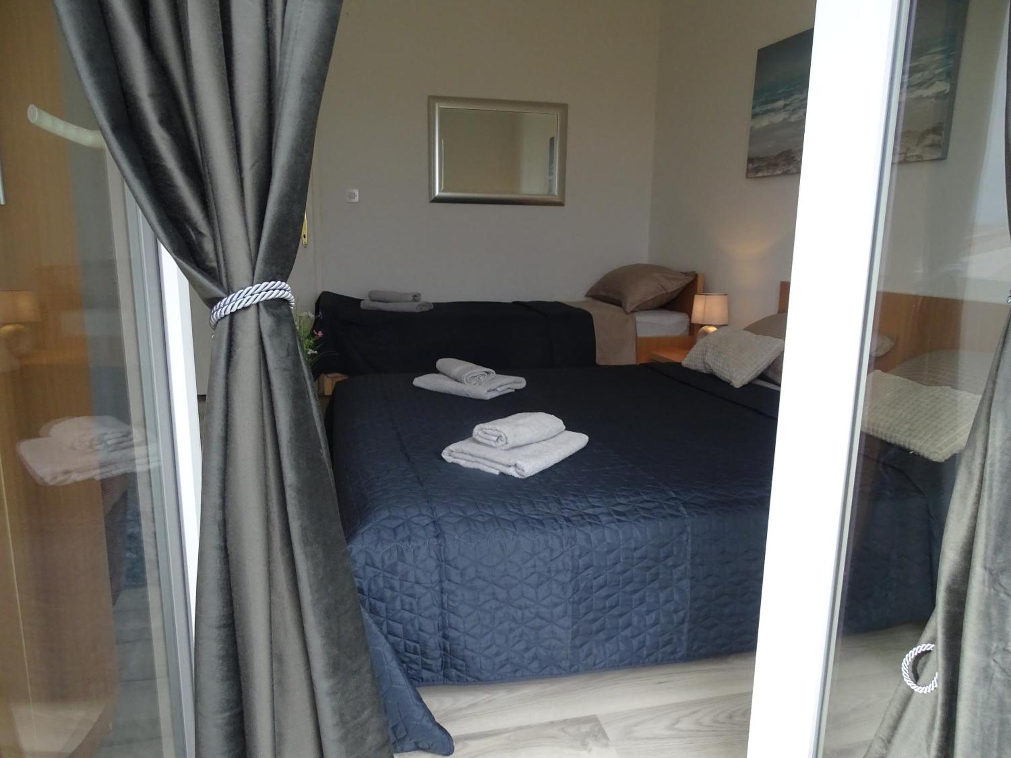 Apartments Sime Dinjiska Luaran gambar