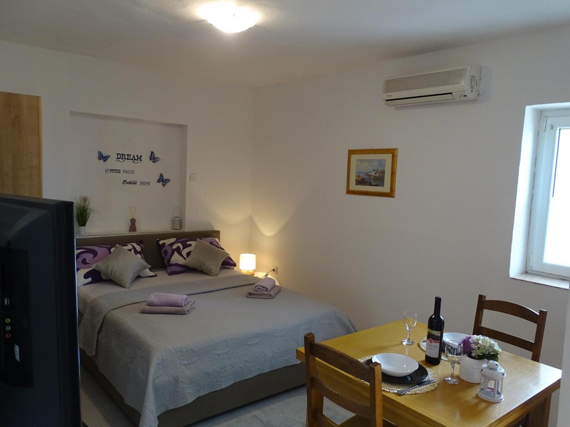 Apartments Sime Dinjiska Luaran gambar